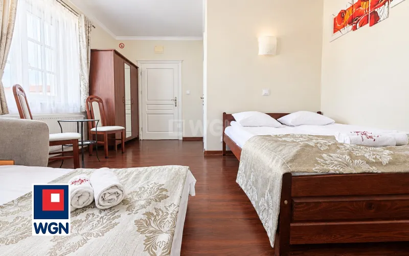 Obiekt hotelowy na  sprzedaż Sandomierz - Nieruchomość inwestycyjna w Sandomierzu - obiekt noclegowy z niezależnym apartamentem